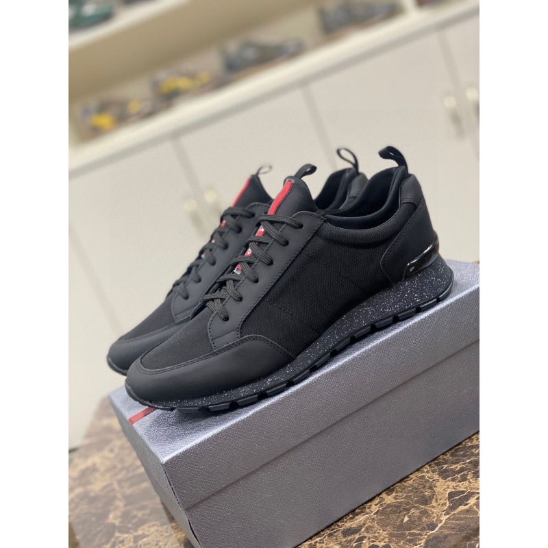 Pra*a casual shoes